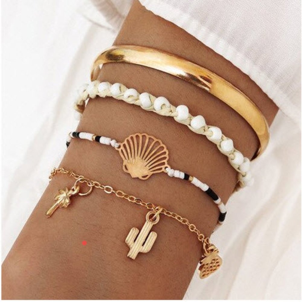 Jewelry-Bohemian 4 pcs Bracelets & Bangles set.